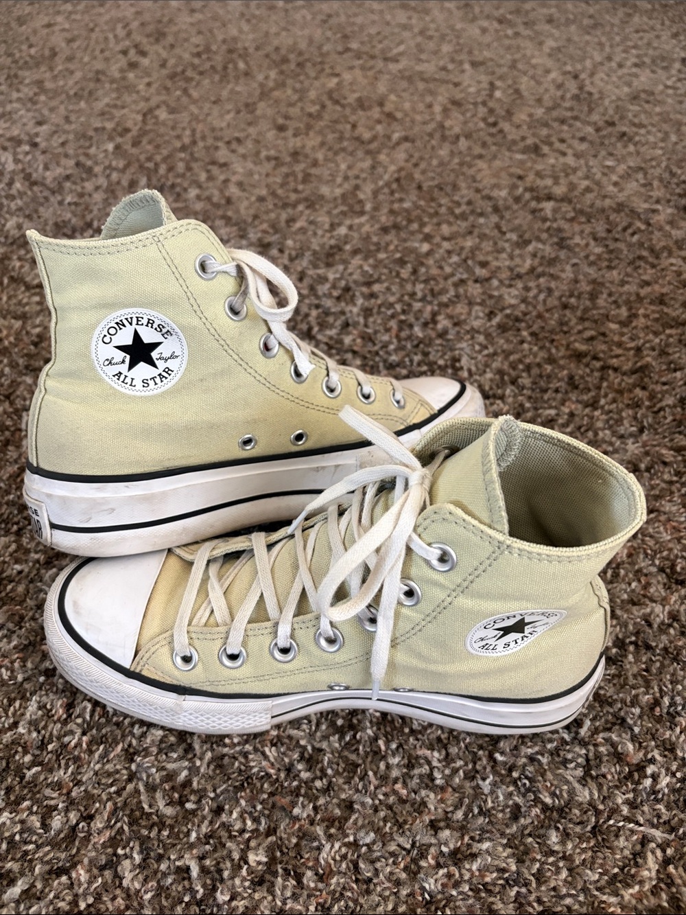 Converse Chuck Taylor Platform All Star Lift High-Top Canvas Sneakers, Size 6